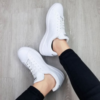 adidas 男款休闲板鞋 EE7691