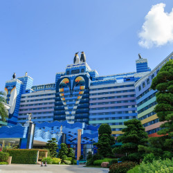 珠海长隆企鹅酒店1晚+度假区接驳车+双人两天海洋王国门票+双人长隆秀普通座门票