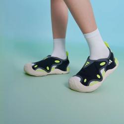 adidas STARSTRIDE C柔软透气耐磨舒适低帮儿童小童凉鞋