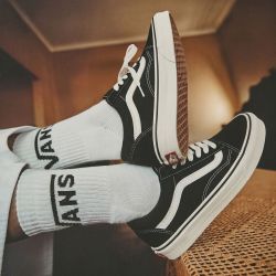 VANS OLD SKOOL 男女款滑板鞋