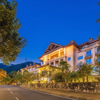 移动端：广州从化森悦谷温泉度假酒店1晚+2大1小造浪池体验+2大1小水上乐园+2大1小不限次尊享世界珍稀温泉+从化风味双人...