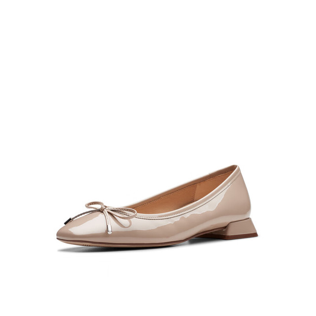 Clarks 轻舞系列 舒适低跟芭蕾鞋通勤鞋 261763624