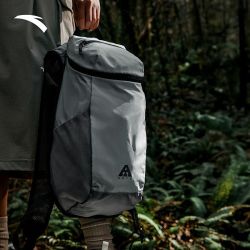 安踏 户外双肩包 男女旅行徒步登山露营出差通勤大容量背包