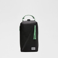 移动端：lululemon Fast Track 运动包 Paracord LU9CJWS