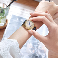 CITIZEN 光动能腕表 EM1143-14Z 日常通勤 温柔穿搭