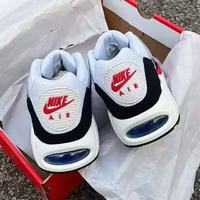 NIKE 511416-104 AIR MAX气垫 白灰红 42.5 男款跑鞋