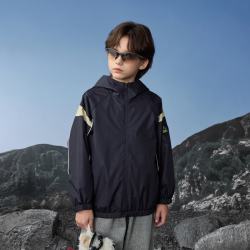 马骑顿 男童秋新款户外工装撞色拼块宽松连帽外套登山服 藏青 120