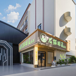 龙猫精灵酒店（南宁江南平西夜市店）1晚
