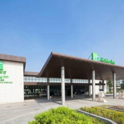 北京石景山景园假日酒店1晚+石景山游乐园项目三选一