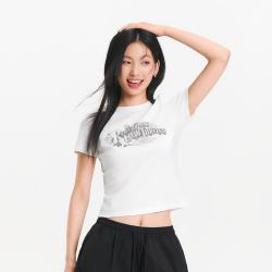 森马 短袖T恤女夏印花做旧正肩修身套头衫显瘦复古美式小个子衣服