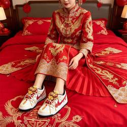 NIKE DUNK 女款婚鞋