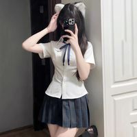 学院风衬衫