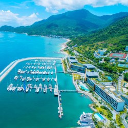 暑期平日不加价1-2晚浪骑瞻云酒店套餐旅游海边大小梅沙度假旅拍