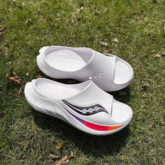 saucony Cradle2 男款运动拖鞋 S28903