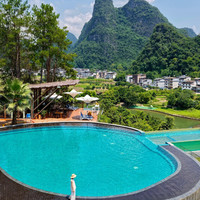 阳朔发呆悬空温泉酒店1晚含早+下午茶+旅拍+亲子友好