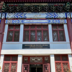 北大学生半日讲解+校园游+校园食堂餐