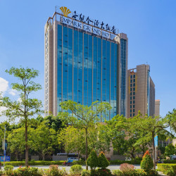 西双版纳世纪金源大饭店（泼水广场店）3晚+双人自助晚餐1份+童梦天地