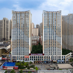 美丽豪酒店（南宁安吉万达广场苏卢地铁站店）1晚