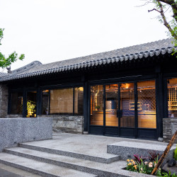 京怀石·旧事民宿（大同古城店）1晚+SPA体验+旅拍写真+专车接送+专属地陪+京怀石·全日餐食