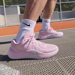 NIKE 男子透气实战篮球鞋夏季新款抗扭NIKE PRECISION 8 IV3215 616泡沫粉/白/泡沫粉/北极粉 43