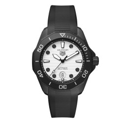 TAG Heuer 竞潜系列Night Diver全盘夜光手表