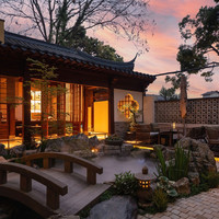 移动端：了心谷森林酒店2晚+青城山高铁站接/送服务1次+古法手工香包定制DIY+夏日冷饮-花样繁多