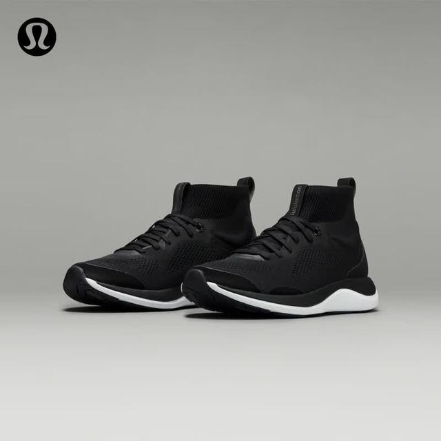 lululemon Chargefeel 女士中帮综合跑训鞋 LW9EF4S 黑锚灰白 36
