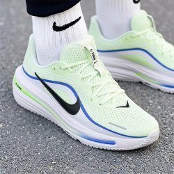 NIKE 男士跑步鞋
