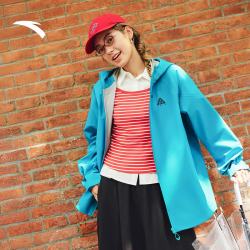 安踏 水壳4.0丨硬壳冲锋衣男女秋季压胶夹克登山服防水连帽外套防风衣 峡谷绿 -2 M (女生选购建议偏小一码)
