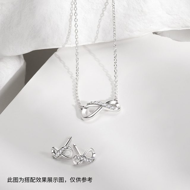 移动端：PANDORA 永恒符号项链 锁骨搭配 日常叠戴