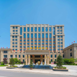 三门海市煌隆大酒店1晚+潘家小镇景区门票2张+蛇蟠岛景区门票2张+正餐一份