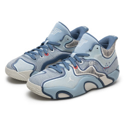 NIKE JORDAN TATUM 3 男女童篮球鞋