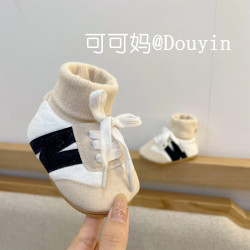 秋冬新生婴儿0-1岁男女宝宝软胶底鞋袜不掉跟保暖运动防滑学步鞋