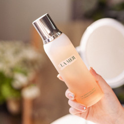 LA MER [补水滋养]LA MER 海蓝之谜 全新焕肤水 200ml/瓶 舒缓护肤