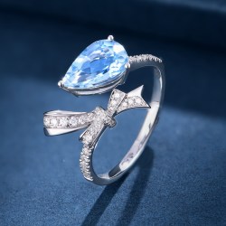 私意珠宝天然圣玛利亚海蓝宝戒指18k金钻石水滴心形彩宝首饰定制