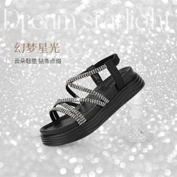 千百度 星光系列休闲凉鞋编织软底沙滩凉鞋女一字带鞋