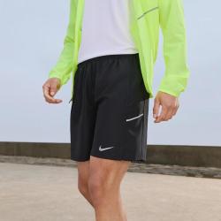 NIKE 夏季 Dri-FIT薄款透气通勤百搭 男子运动短裤