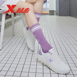 特步 女款跑步鞋 0077