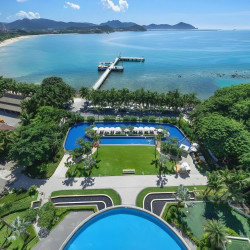 三亚君吉海景酒店2晚+入住尊享礼遇+入住即享+免税店穿梭巴士+尊享海岛记忆旅拍服务+享双人自助晚餐BBQ一次(连住...