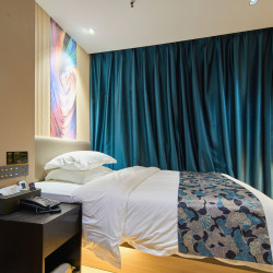 京乐·JingLe Hotel商务酒店（深圳沙尾地铁站店）1晚