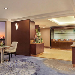深圳香格里拉酒店1晚+豪华阁礼遇+88元SPA代金券+香格里拉餐饮消费8折礼遇+超声波洗牙+口腔CT体验卡+延迟退...