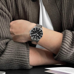 EMPORIO ARMANI 探索者太阳能腕表 AR11739 低调轻奢