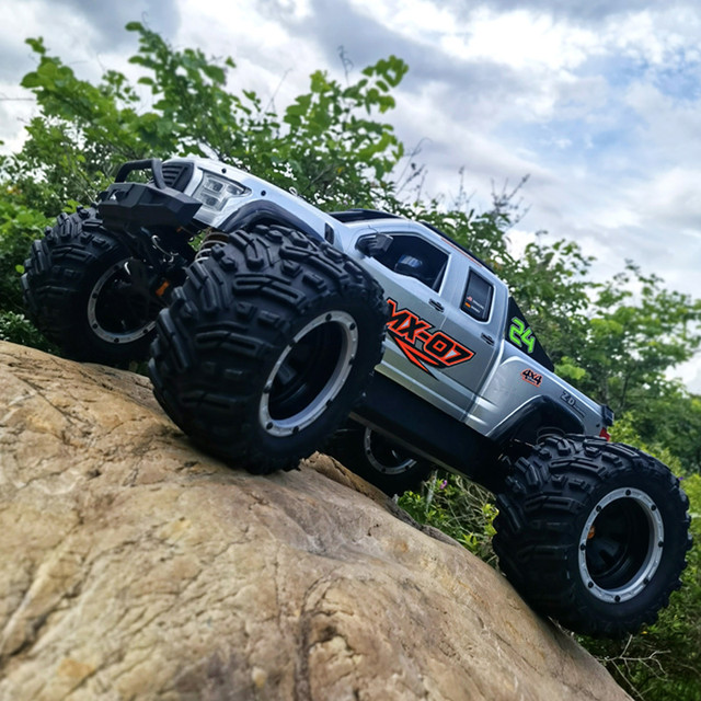 致顶MX-07 四驱无刷 1/7大脚车越野模型车rc遥控车高速成人玩具车