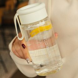 森森猫 塑料随手杯 带提绳带茶隔 600ml 茶隔随行白