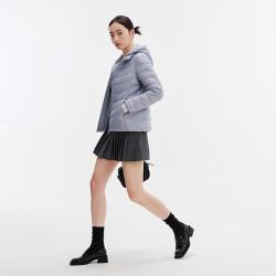 千仞岗 轻薄羽绒服时尚短款百搭可拆卸帽子叠穿外套女士保暖防寒服