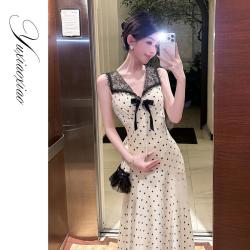 余潇潇 赫本印象 女士法式复古经典黑色波点小花边蕾丝翻领连衣裙
