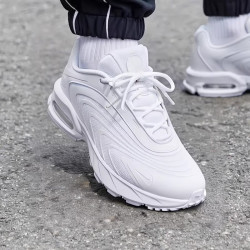 NIKE 男鞋AIR MAX FIRE耐磨透气运动休闲子鞋小白鞋IF2621-100