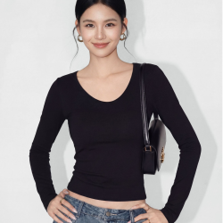 千朔纯色正肩U领百搭春秋时尚长袖新款内搭女打底衫叠穿修身