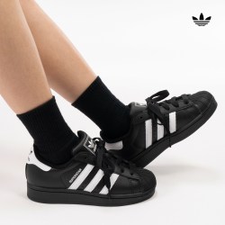 adidas 贝壳头黑色男女同款新款低帮经典贝壳鞋板鞋IH4200