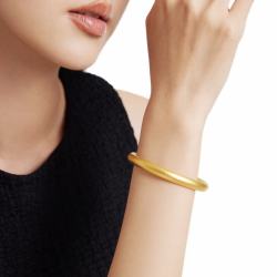 周大福 沙面泥鳅背足金黄金手镯女EOF2083 生日礼物 56mm 约25.86g计价(工费860)